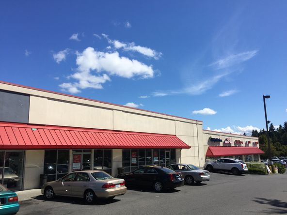 Burien Retail Plaza: 14200 1st Ave S, Burien, WA 98168